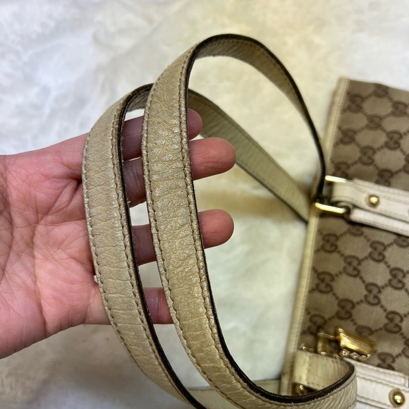 Vintage Gucci Bag - Picture 11 of 16